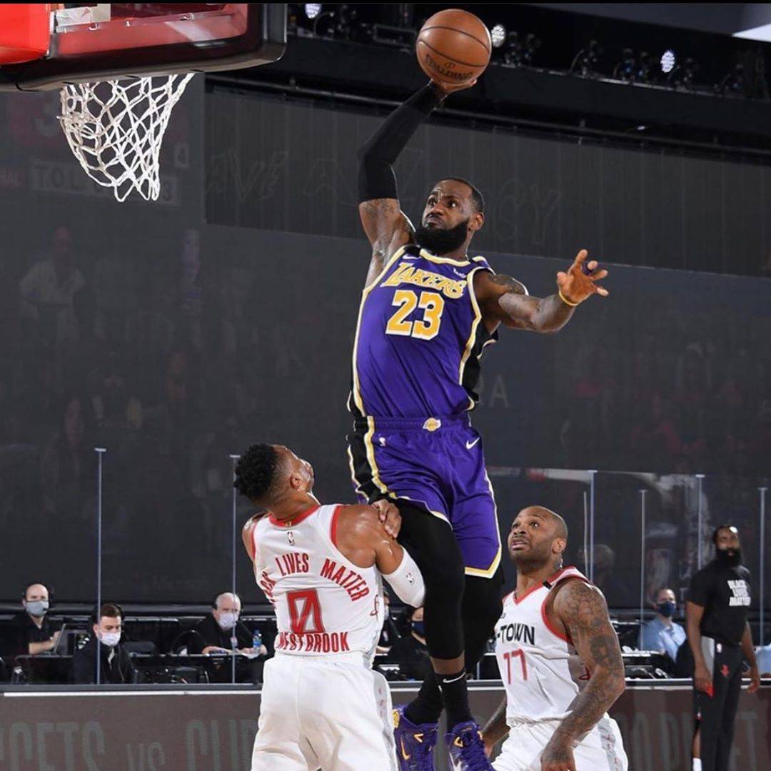 和空间拉扯 和空间拉扯