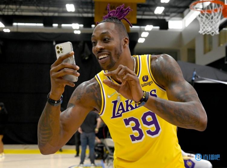 要么逼团打 要么逼团打